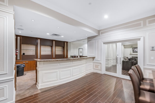 662-Sheppard-Avenue-East-#1704-Toronto-Web-Salisbury-47