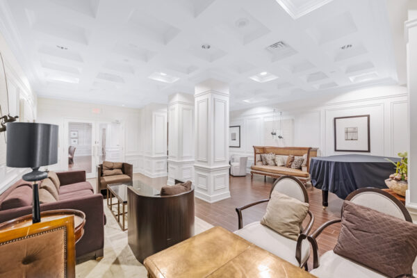 662-Sheppard-Avenue-East-#1704-Toronto-Web-Salisbury-49