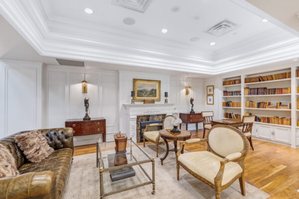 662-Sheppard-Avenue-East-#1704-Toronto-Web-Salisbury-50