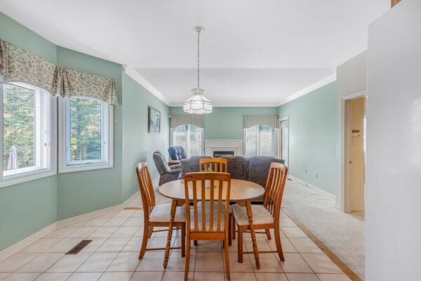 161-Deerglen-Terrace-Aurora-Web-Salisbury-22
