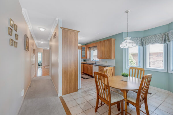 161-Deerglen-Terrace-Aurora-Web-Salisbury-24