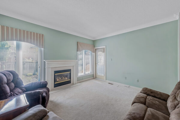 161-Deerglen-Terrace-Aurora-Web-Salisbury-28