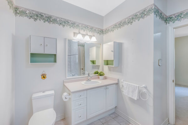 161-Deerglen-Terrace-Aurora-Web-Salisbury-33