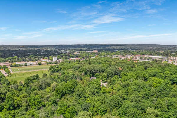 161-Deerglen-Terrace-Aurora-Web-Salisbury-50