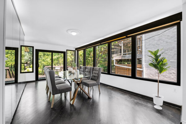 24-Ealing-Drive-Toronto-Web-Salisbury-24
