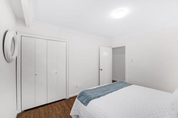 24-Ealing-Drive-Toronto-Web-Salisbury-44