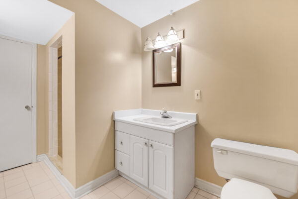 24-Ealing-Drive-Toronto-Web-Salisbury-61