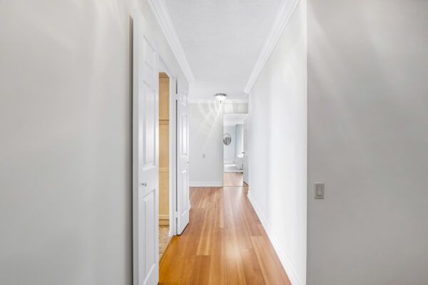 3-Concorde-Place-#3003-Toronto-Web-Salisbury-11