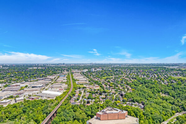 3-Concorde-Place-#3003-Toronto-Web-Salisbury-72