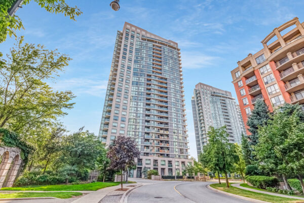 30-Harrison-Garden-Boulevard-#2703-Toronto-Web-Salisbury-2