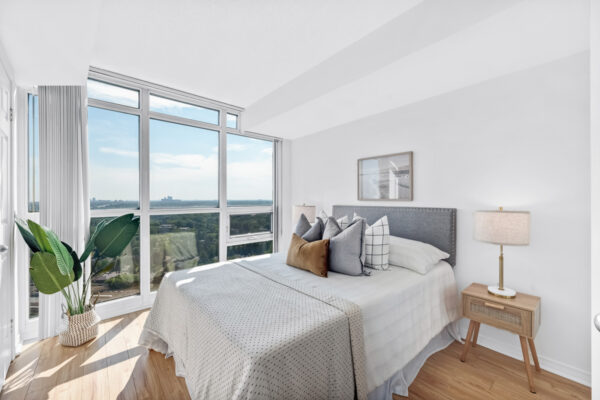 30-Harrison-Garden-Boulevard-#2703-Toronto-Web-Salisbury-23