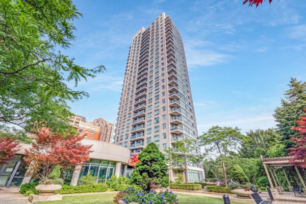 30-Harrison-Garden-Boulevard-#2703-Toronto-Web-Salisbury-34