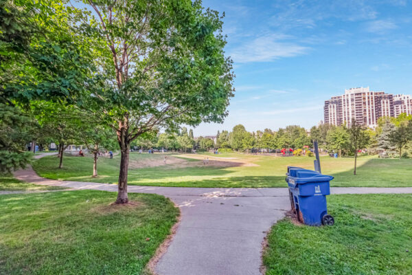 30-Harrison-Garden-Boulevard-#2703-Toronto-Web-Salisbury-36