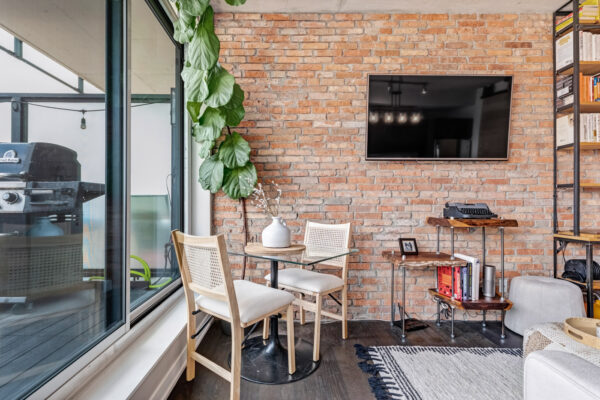 318-King-Street-East-#605-Toronto-Web-Salisbury-24