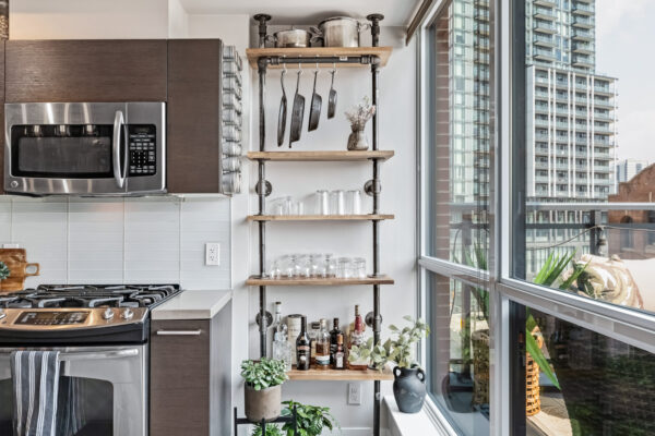 318-King-Street-East-#605-Toronto-Web-Salisbury-25