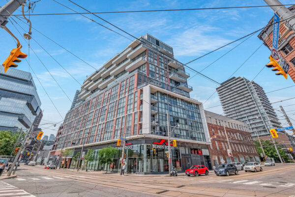 318-King-Street-East-#605-Toronto-Web-Salisbury-3