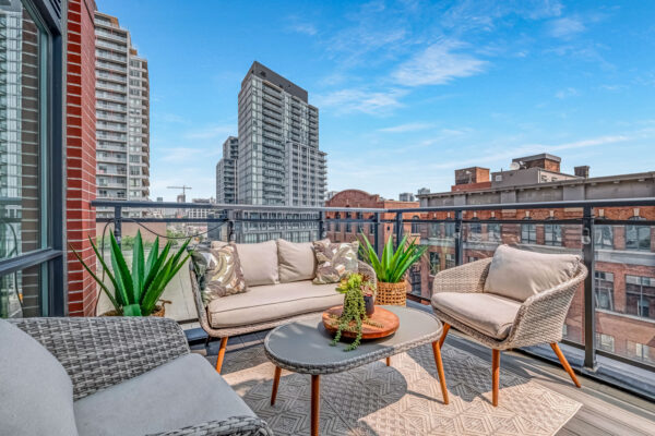 318-King-Street-East-#605-Toronto-Web-Salisbury-35