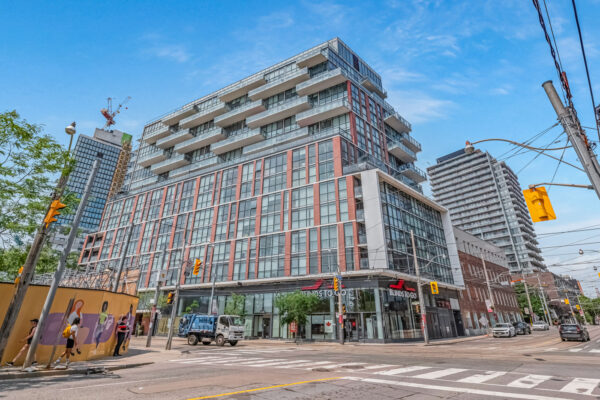 318-King-Street-East-#605-Toronto-Web-Salisbury-4