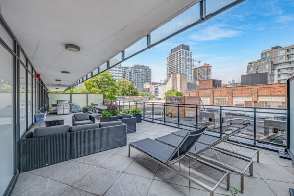 318-King-Street-East-#605-Toronto-Web-Salisbury-50