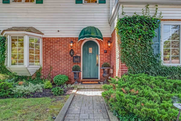 4-Harding-Boulevard-Toronto-Web-Salisbury-11