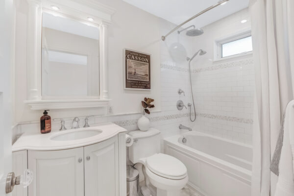 4-Harding-Boulevard-Toronto-Web-Salisbury-49