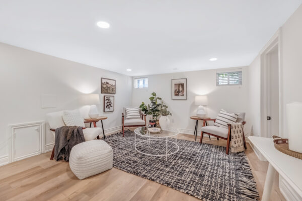 4-Harding-Boulevard-Toronto-Web-Salisbury-58