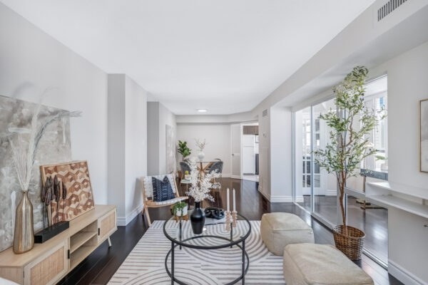 44-Gerrard-Street-West-#1206-Toronto-Web-Salisbury-12