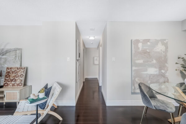 44-Gerrard-Street-West-#1206-Toronto-Web-Salisbury-24