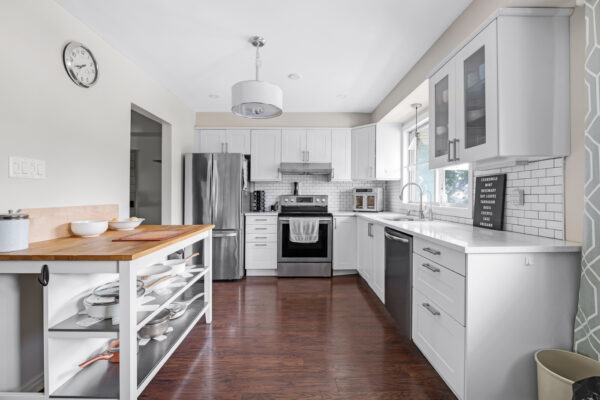 5-Poplar-Crescent-Aurora-Web-Salisbury-20