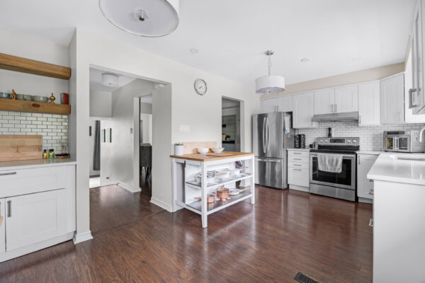 5-Poplar-Crescent-Aurora-Web-Salisbury-21