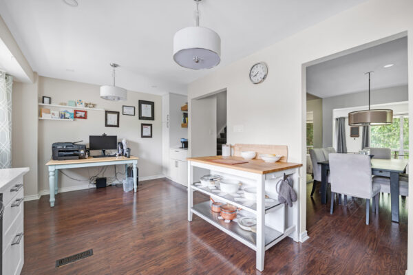 5-Poplar-Crescent-Aurora-Web-Salisbury-23