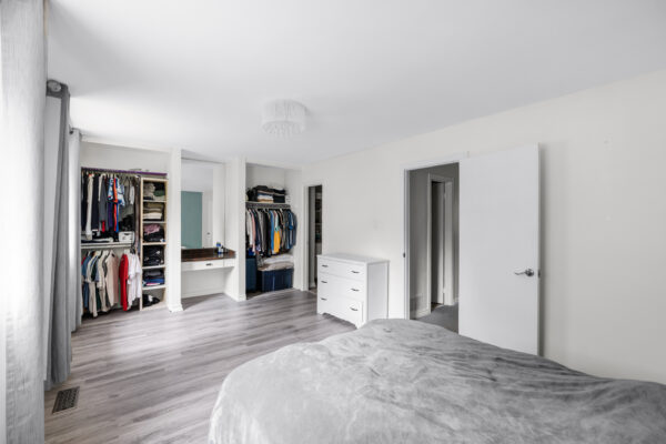 5-Poplar-Crescent-Aurora-Web-Salisbury-32