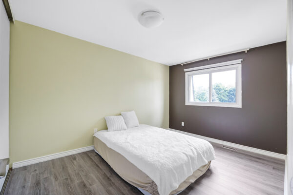 5-Poplar-Crescent-Aurora-Web-Salisbury-36