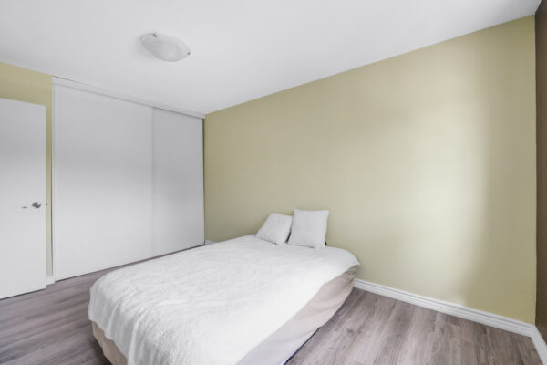 5-Poplar-Crescent-Aurora-Web-Salisbury-37