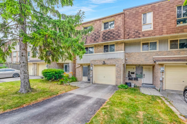5-Poplar-Crescent-Aurora-Web-Salisbury-5