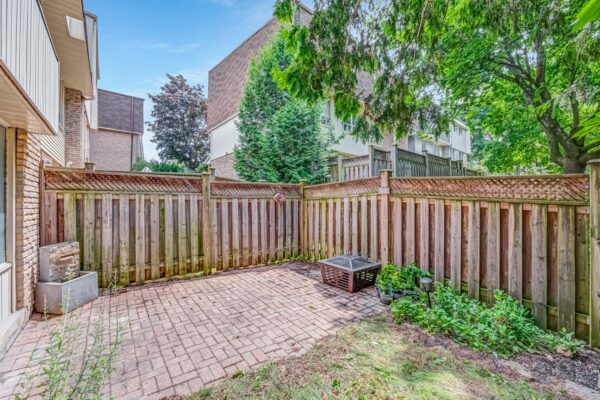 5-Poplar-Crescent-Aurora-Web-Salisbury-53