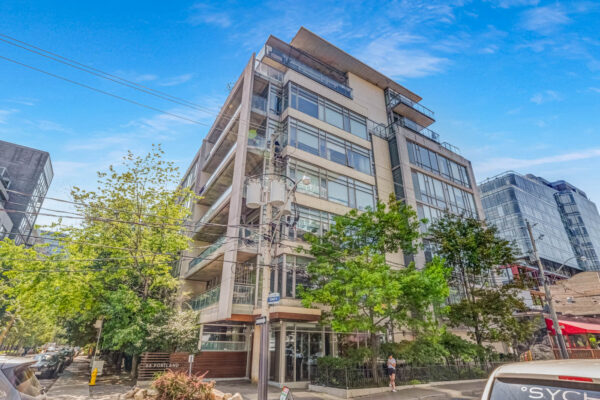 66-Portland-Street-#708-Toronto-Web-Salisbury-2