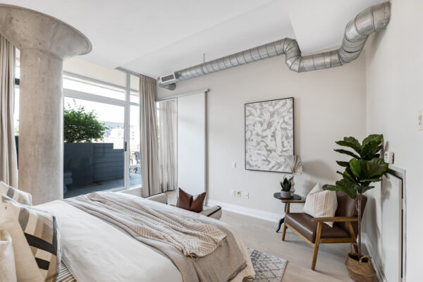 66-Portland-Street-#708-Toronto-Web-Salisbury-32