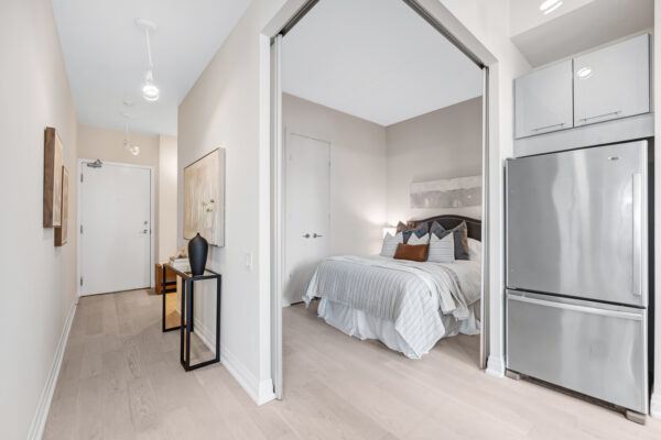 66-Portland-Street-#708-Toronto-Web-Salisbury-36