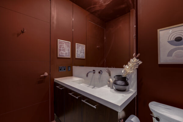 66-Portland-Street-#708-Toronto-Web-Salisbury-39