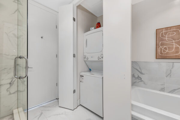 66-Portland-Street-#708-Toronto-Web-Salisbury-41