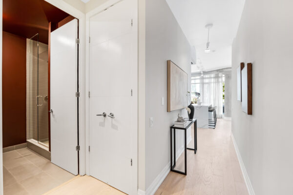 66-Portland-Street-#708-Toronto-Web-Salisbury-7