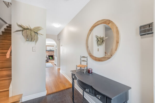 66-Springhouse-Square-Toronto-Web-Salisbury-11
