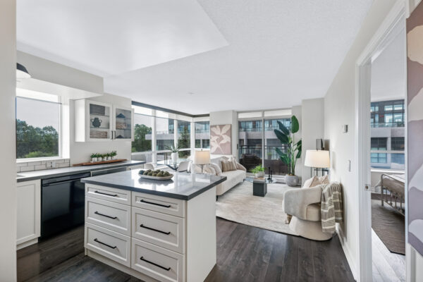 1103-Leslie-Street-#403-Toronto-Web-Salisbury-10