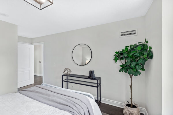 1103-Leslie-Street-#403-Toronto-Web-Salisbury-23