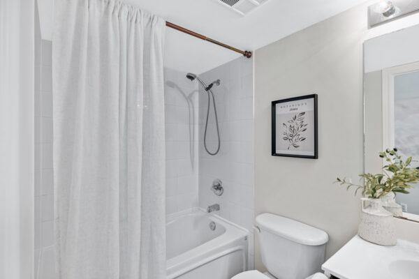 1103-Leslie-Street-#403-Toronto-Web-Salisbury-30