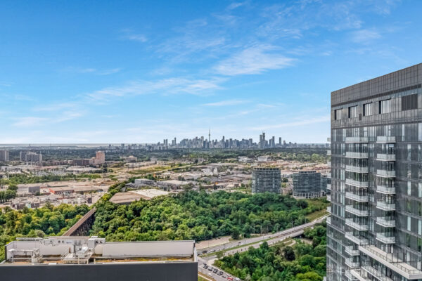 1103-Leslie-Street-#403-Toronto-Web-Salisbury-47