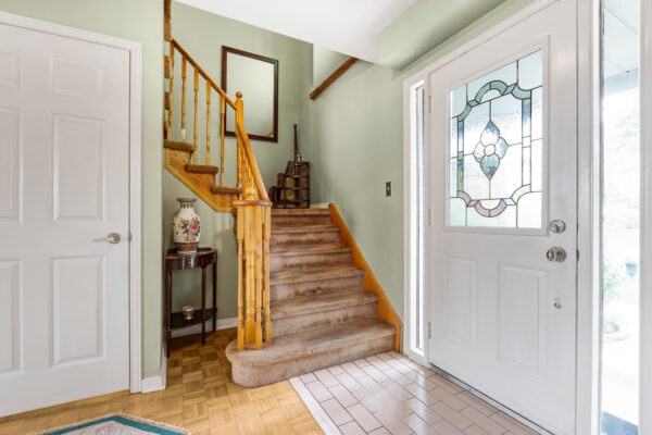 12-Flint-Crescent-Stouffville-Web-Salisbury-31