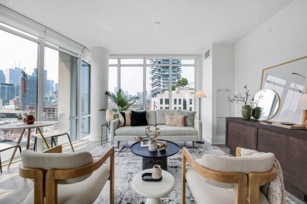 15-Merchants'-Wharf-#942-Toronto-Web-Salisbury-17