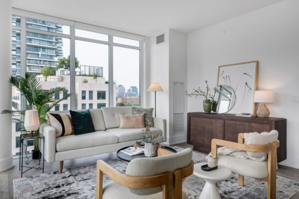 15-Merchants'-Wharf-#942-Toronto-Web-Salisbury-20